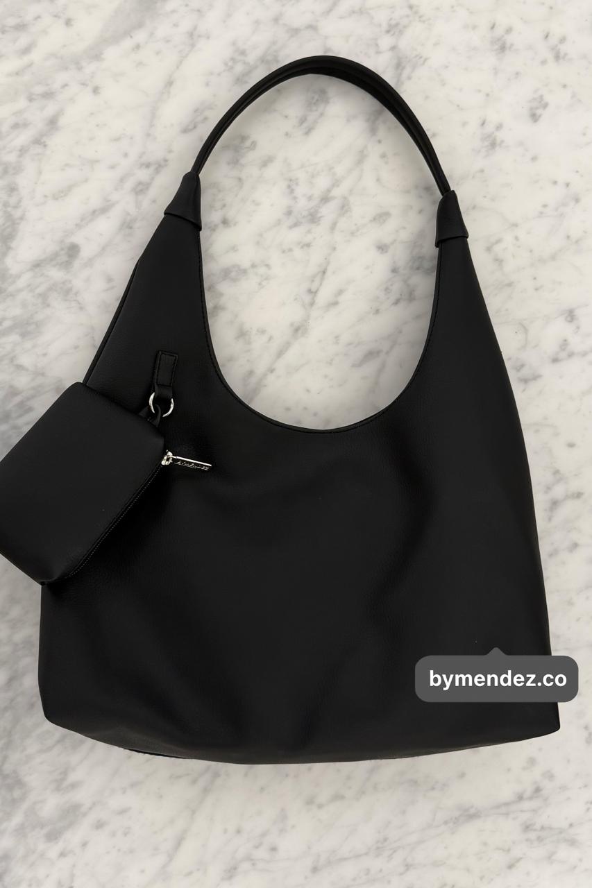 Bolso Hobo Bag Black BYMENDEZ