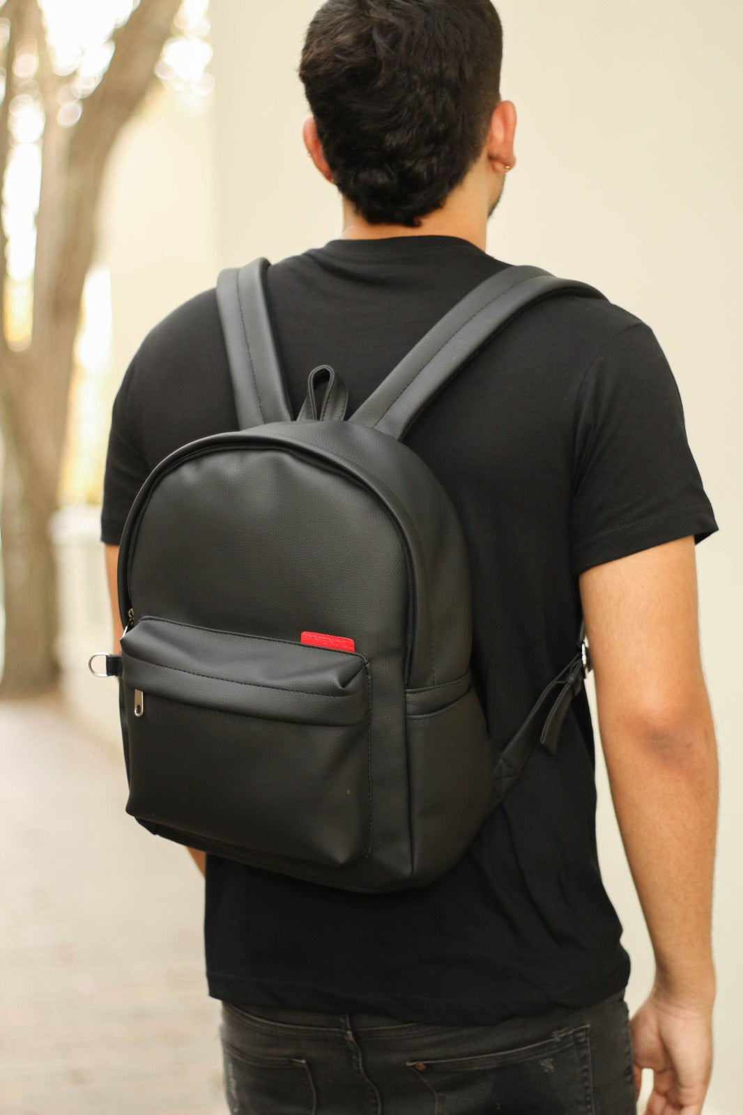 Basic Black | Morral
