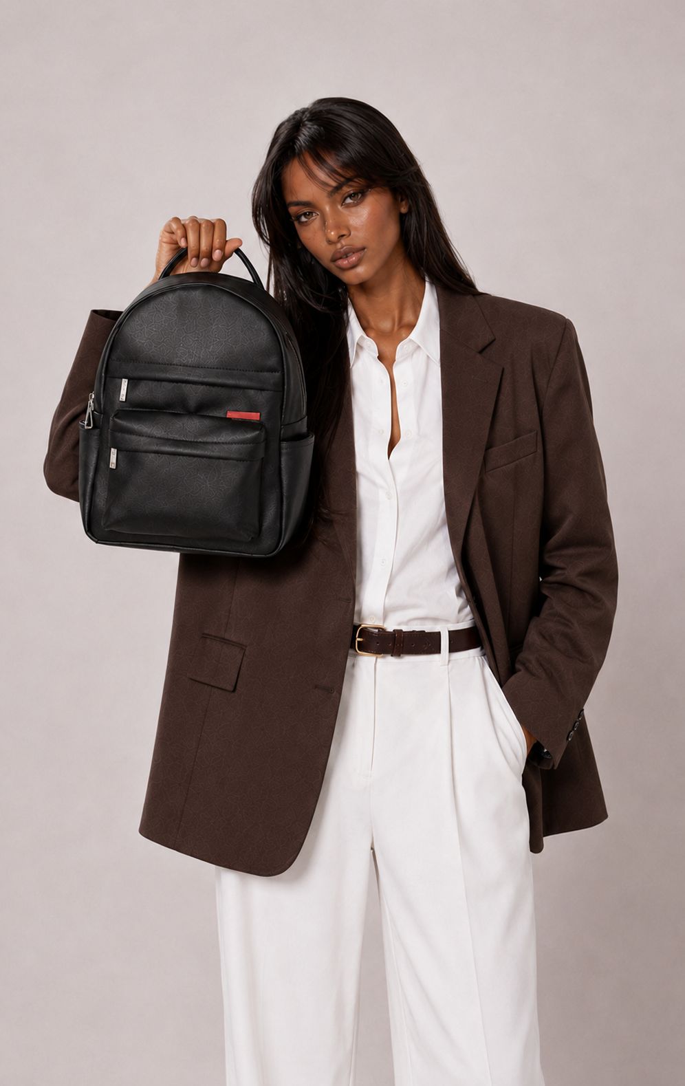 Bolso Niva Black Premium en cuero vegano BYMENDEZ