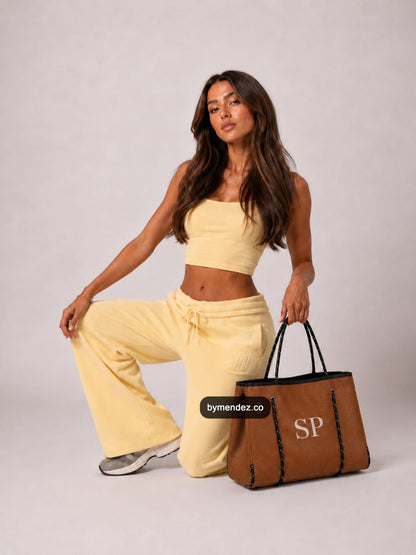 Bolso Tote Bag Brown personalizado con iniciales bordadas a mano, cuero vegano BYMENDEZ