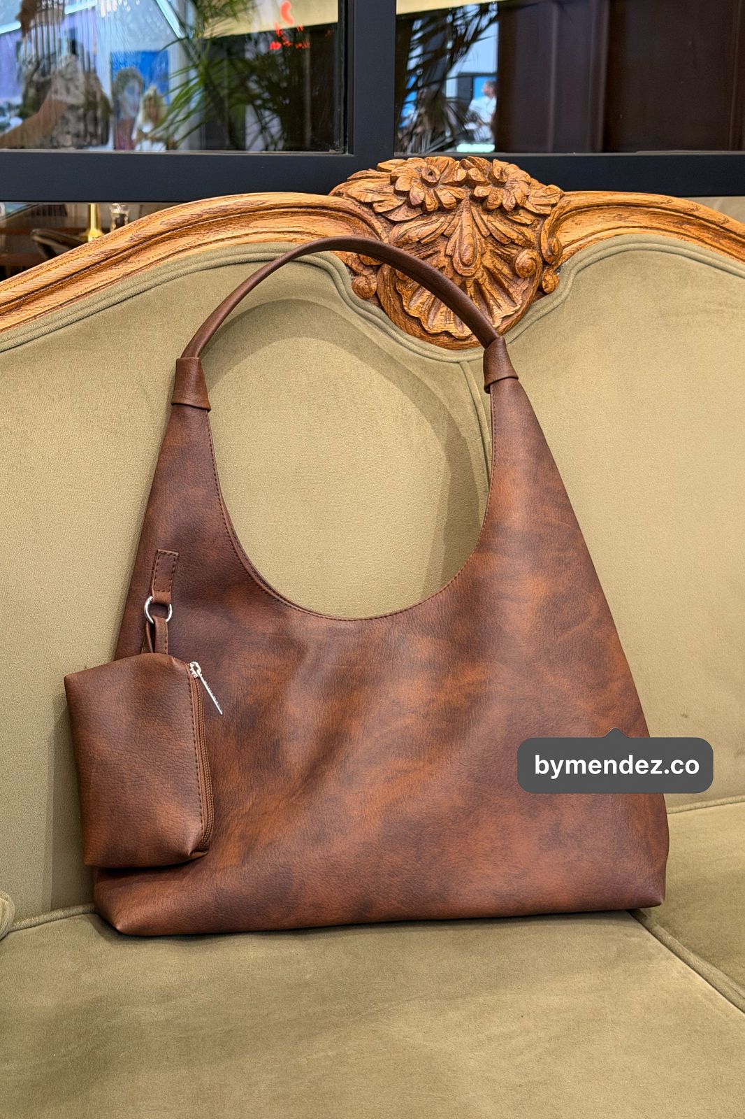 Bolso Hobo Bag Brown BYMENDEZ